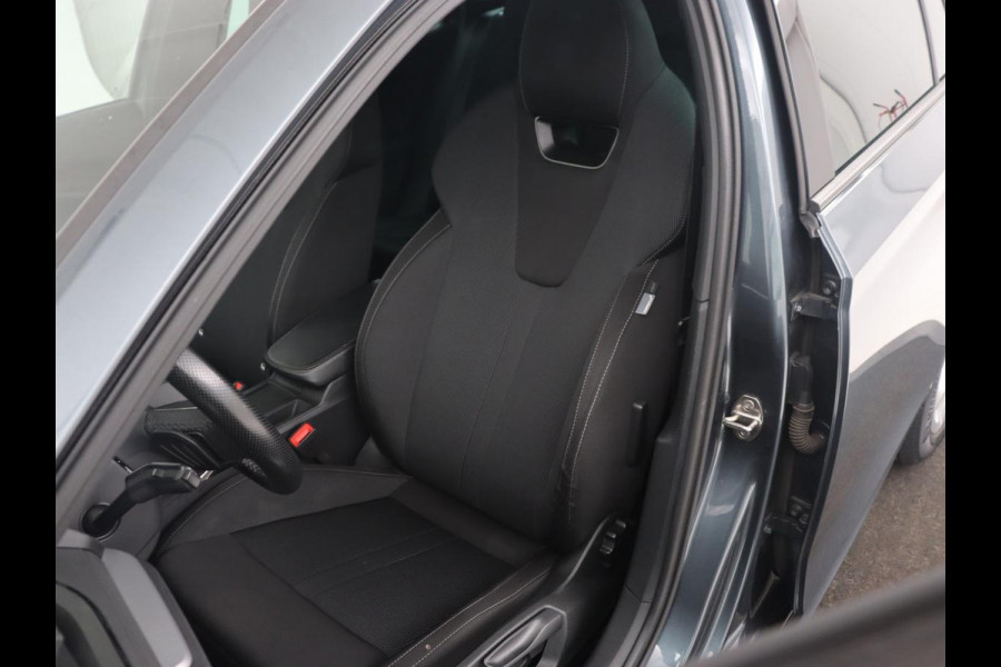 Škoda Octavia Combi 1.0 e-TSI Sport Bns | Automaat | Carplay | Cruise Control | LED | Sfeer verlichting | Climate controle | PDC | Sportstoelen | DAB+