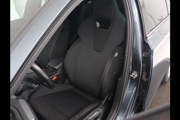 Škoda Octavia Combi 1.0 e-TSI Sport Bns | Automaat | Carplay | Cruise Control | LED | Sfeer verlichting | Climate controle | PDC | Sportstoelen | DAB+