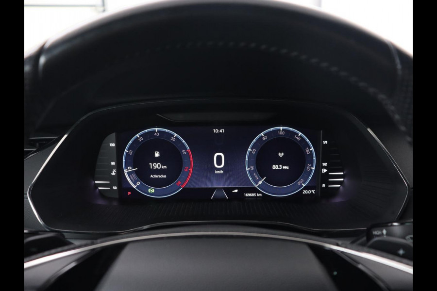 Škoda Octavia Combi 1.0 e-TSI Sport Bns | Automaat | Carplay | Cruise Control | LED | Sfeer verlichting | Climate controle | PDC | Sportstoelen | DAB+