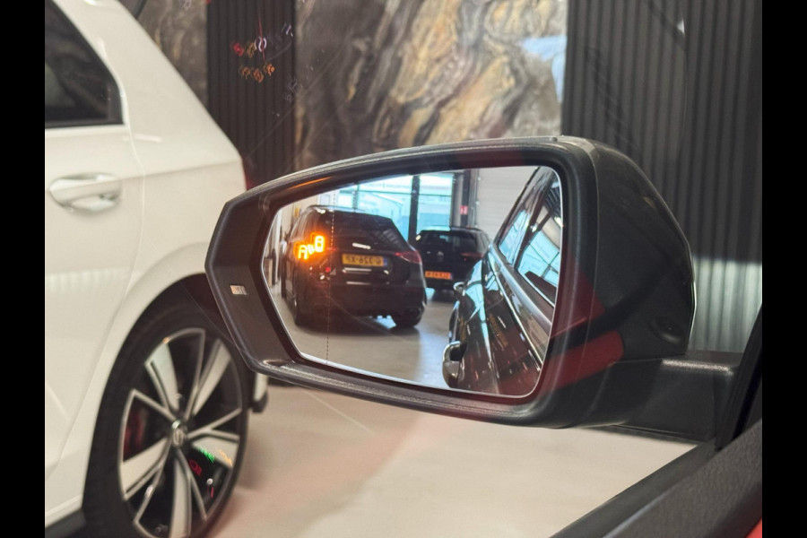 Volkswagen Polo 2.0 TSI GTI|PANO|KEYLESS|ALCANTARA|BEATS