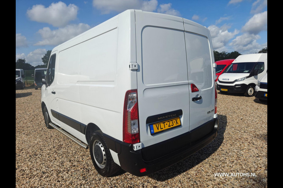 Renault Master T35 2.3 DCI 150 PK L1H1 Energy Comfort , Automaat , 1e Eig. Euro 6 , in zeer nette staat.