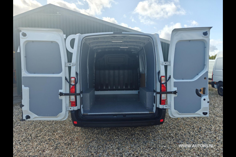 Renault Master T35 2.3 DCI 150 PK L1H1 Energy Comfort , Automaat , 1e Eig. Euro 6 , in zeer nette staat.