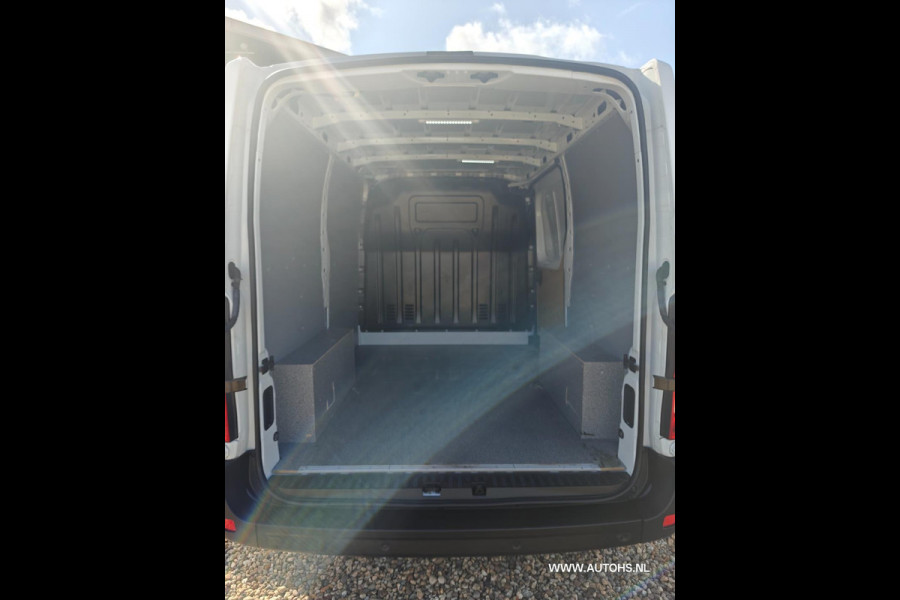 Renault Master T35 2.3 DCI 150 PK L1H1 Energy Comfort , Automaat , 1e Eig. Euro 6 , in zeer nette staat.