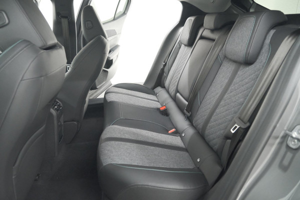 Peugeot 408 1.2 Hybrid 136 e-DSC6 Allure | 360 Camera | Navigatie | Parkeersensoren | Apple Carplay