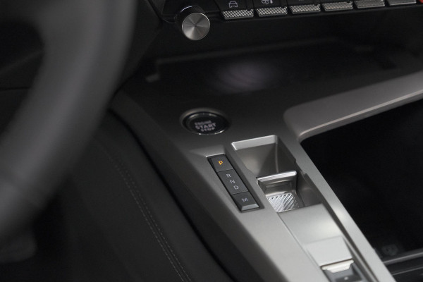 Peugeot 408 1.2 Hybrid 136 e-DSC6 Allure | 360 Camera | Navigatie | Parkeersensoren | Apple Carplay