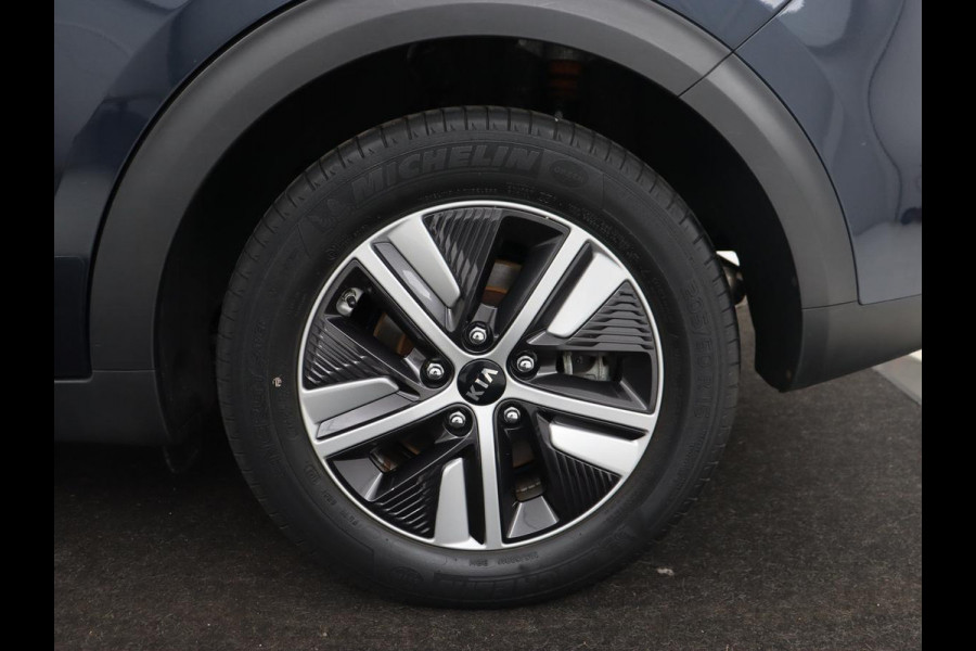 Kia Niro 1.6 GDi Hybrid DynamicLine | Automaat | Camera | Adaptive cruise | Lane assist | LED | Carplay | Climate Controle | LMV 16 inch | Half leder | Navigatie