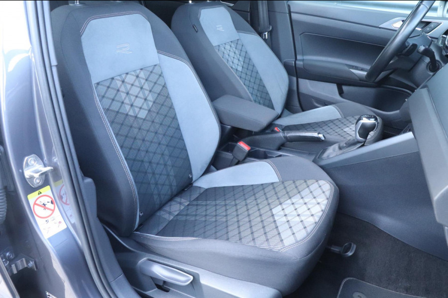 Volkswagen Taigo 1.5 TSI | 3X R-Line / PANO / VOL!