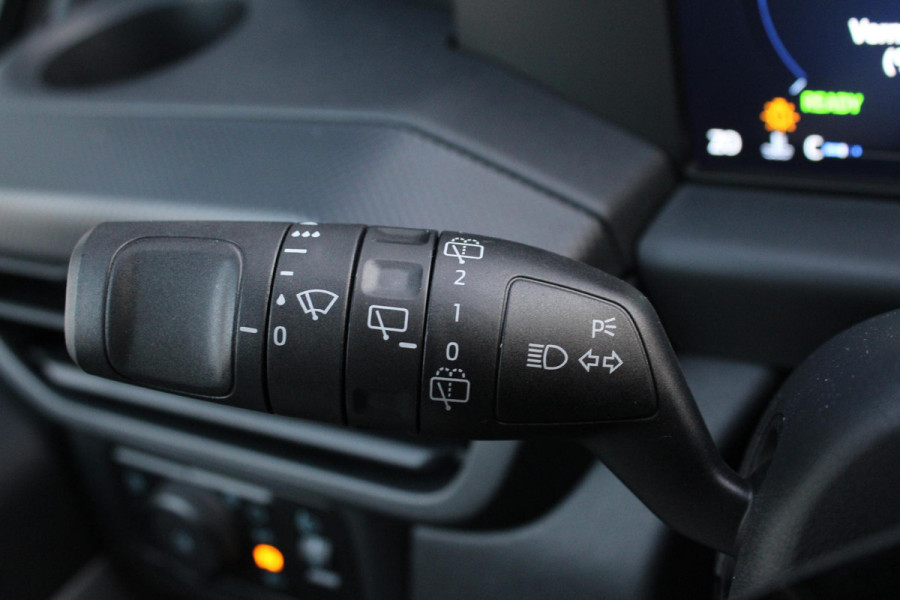 Ford Transit Custom 340 2.5 PHEV L2H1 Trend Kombi |  Prijs is incl. BTW incl. BPM | 9- PERSOONS | Excl. BTW incl. BPM kost deze Custom 45.900,- | Navigatie systeem | Privacy Glass | 16 inch lichtmetalen velgen