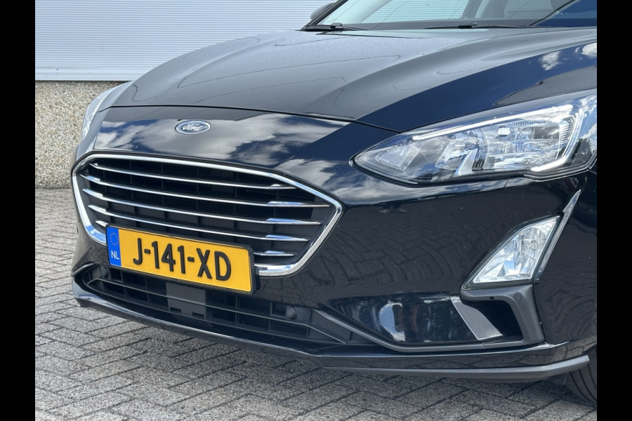 Ford FOCUS Wagon 1.0 EBH Titanium. X Bns WINTERPACK! PARKINGPACK!