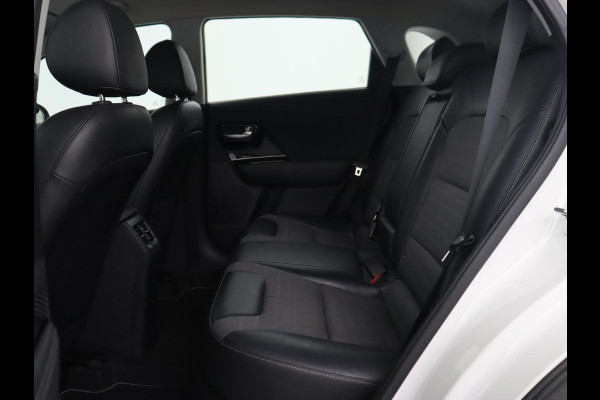 Kia Niro 1.6 GDi Hybrid DynamicLine | Automaat | Trekhaak Carplay | Climate Controle | Camera | Navigatie | Half leder | Cruise controle | Airco |