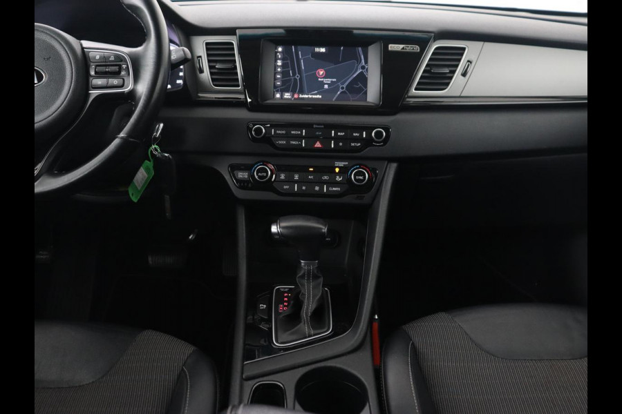Kia Niro 1.6 GDi Hybrid DynamicLine | Automaat | Trekhaak Carplay | Climate Controle | Camera | Navigatie | Half leder | Cruise controle | Airco |