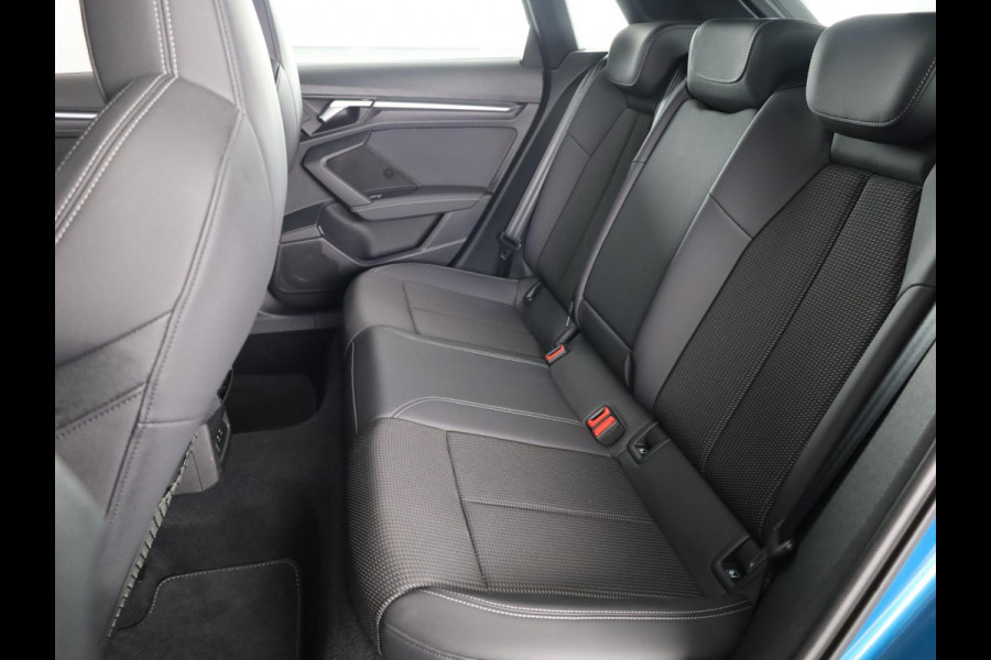 Audi A3 Sportback 35 TFSI edition one 150pk | Trekhaak | Navigatie | Adaptieve cruise controle | Verwarmbare voorstoelen