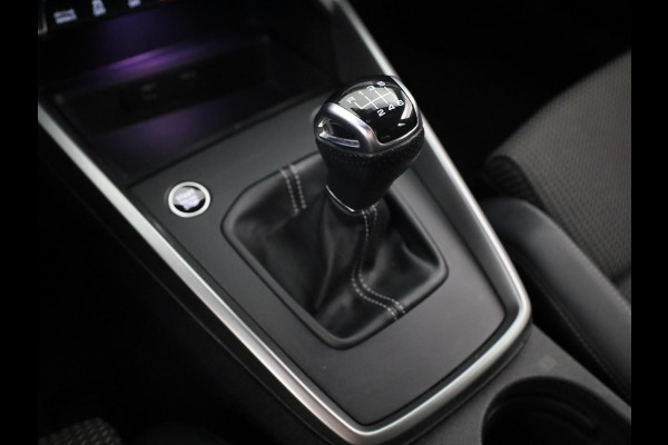 Audi A3 Sportback 35 TFSI edition one 150pk | Trekhaak | Navigatie | Adaptieve cruise controle | Verwarmbare voorstoelen