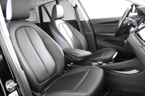 BMW X1 sDrive18i Sport *Leer*Ambient*Park Assist*