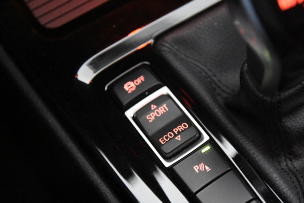 BMW X1 sDrive18i Sport *Leer*Ambient*Park Assist*