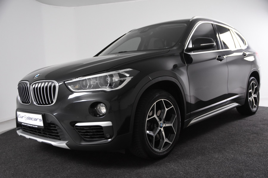 BMW X1 sDrive18i Sport *Leer*Ambient*Park Assist*