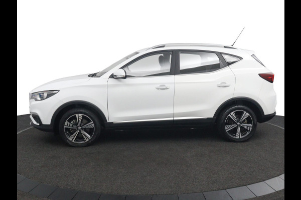 MG Mg Zs Luxury 45 kWh*PANO*A/C*CAMERA*STOELVW*ACC*CARPLAY*