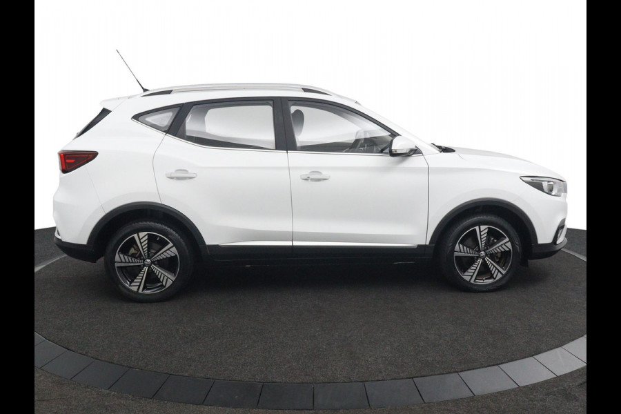MG Mg Zs Luxury 45 kWh*PANO*A/C*CAMERA*STOELVW*ACC*CARPLAY*