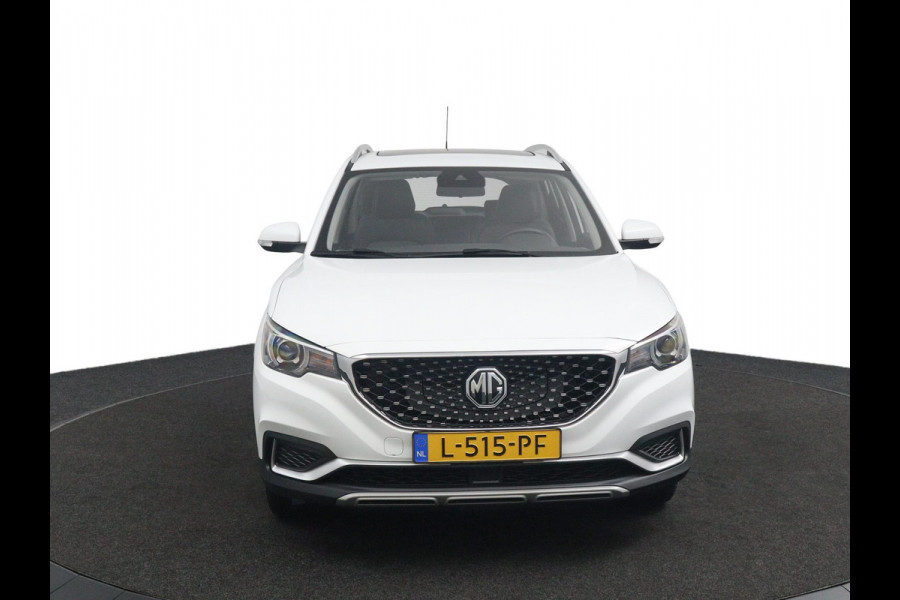 MG Mg Zs Luxury 45 kWh*PANO*A/C*CAMERA*STOELVW*ACC*CARPLAY*