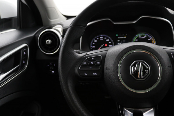 MG Mg Zs Luxury 45 kWh*PANO*A/C*CAMERA*STOELVW*ACC*CARPLAY*