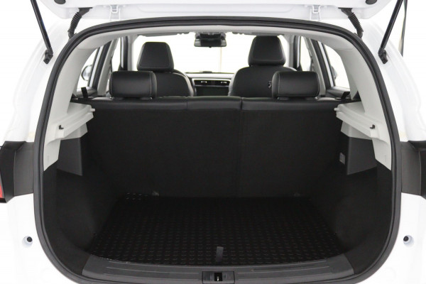 MG Mg Zs Luxury 45 kWh*PANO*A/C*CAMERA*STOELVW*ACC*CARPLAY*