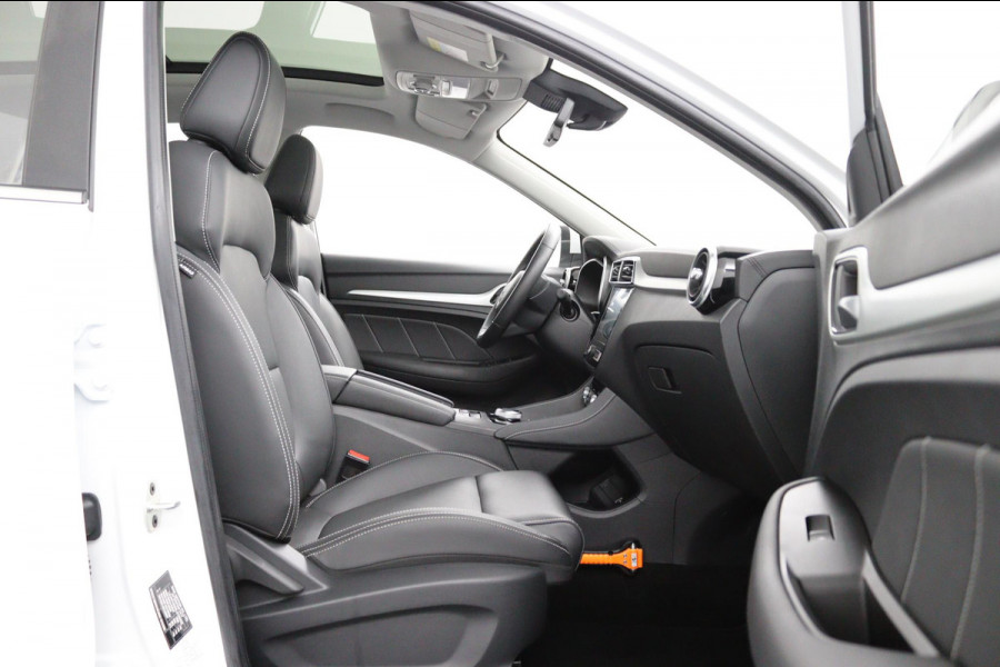 MG Mg Zs Luxury 45 kWh*PANO*A/C*CAMERA*STOELVW*ACC*CARPLAY*