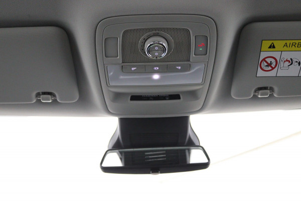 MG Mg Zs Luxury 45 kWh*PANO*A/C*CAMERA*STOELVW*ACC*CARPLAY*