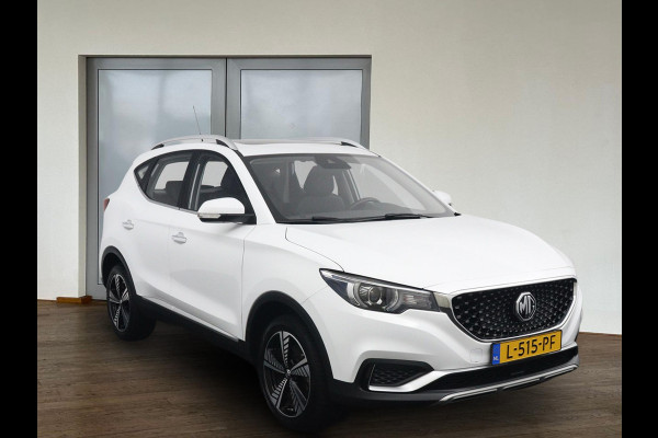 MG Mg Zs Luxury 45 kWh*PANO*A/C*CAMERA*STOELVW*ACC*CARPLAY*