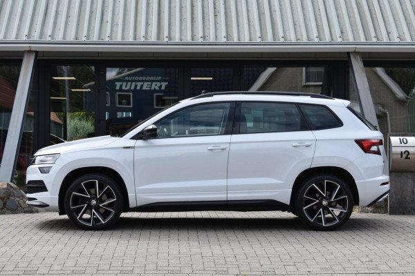 Škoda Karoq 1.5 TSI ACT Sportline | PANORAMADAK | CANTON | DEALER ONDERHOUDEN | CAMERA | SFEERVERLICHTING | NAP | VIRTUAL COCKPIT