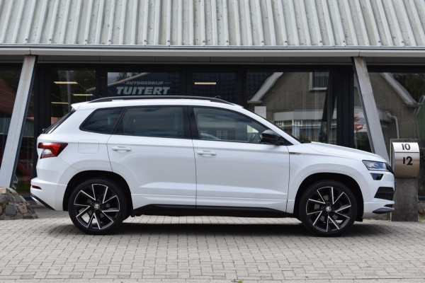 Škoda Karoq 1.5 TSI ACT Sportline | PANORAMADAK | CANTON | DEALER ONDERHOUDEN | CAMERA | SFEERVERLICHTING | NAP | VIRTUAL COCKPIT