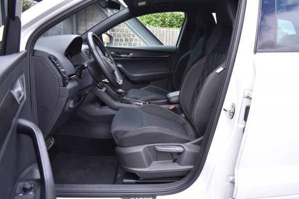 Škoda Karoq 1.5 TSI ACT Sportline | PANORAMADAK | CANTON | DEALER ONDERHOUDEN | CAMERA | SFEERVERLICHTING | NAP | VIRTUAL COCKPIT
