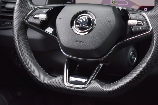 Škoda Karoq 1.5 TSI ACT Sportline | PANORAMADAK | CANTON | DEALER ONDERHOUDEN | CAMERA | SFEERVERLICHTING | NAP | VIRTUAL COCKPIT