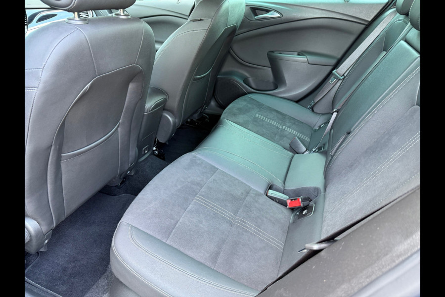 Opel Astra Sports Tourer 1.2 Turbo 145pk Ultimate - Alcantara - Navi - Bose - Org.NL