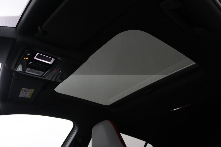 Volkswagen Golf GTI*PANO*LEDER*STOEL VERKOELING*H/K*HAAK*ACC*CAM*