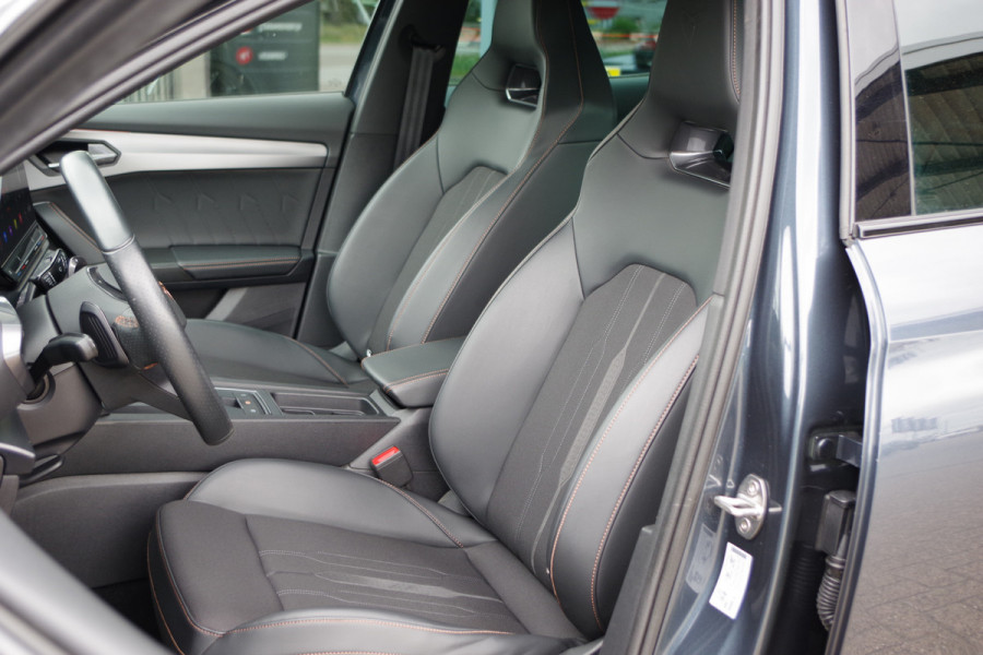 CUPRA Formentor 1.4 e-Hybrid 245 PK VZ Performance, Adap. Cruise Control, Kuipstoelen, Sfeerverlichting, LED