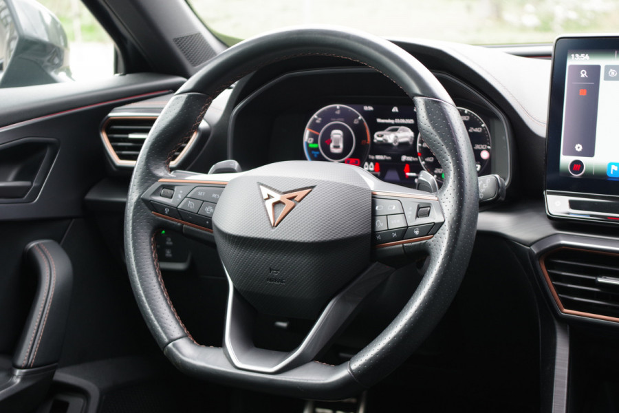 CUPRA Formentor 1.4 e-Hybrid 245 PK VZ Performance, Adap. Cruise Control, Kuipstoelen, Sfeerverlichting, LED