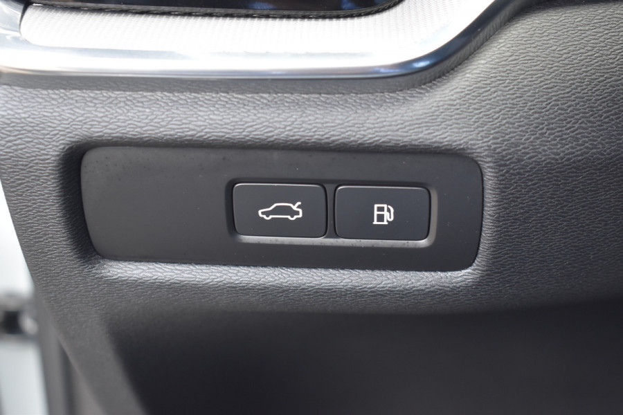 Volvo V60 T6 350PK Plug-in hybrid AWD Plus Dark ACC | Pilot Assist | Harman Kardon | 360 Camera | BLIS | Trekhaak | Stoel en Stuurwiel verwarming