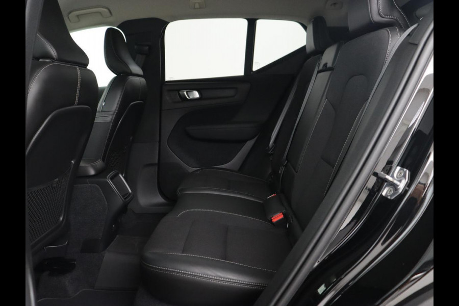 Volvo XC40 1.5 T3 Momentum Pro | Automaat | Trekhaak | Adaptive Cruise | Stoelverwarming | Carplay | Navigatie | Camera | Climate control | LED