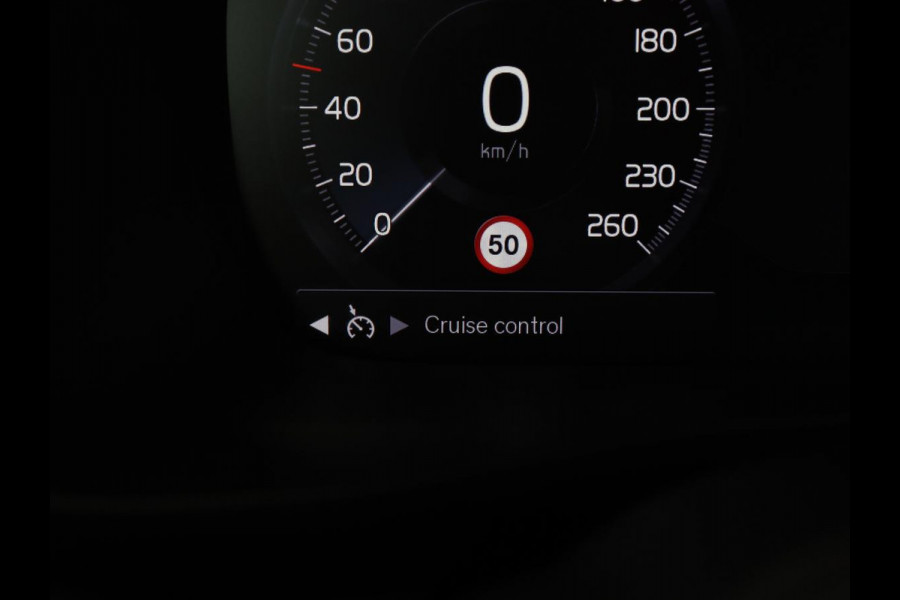Volvo XC40 1.5 T3 Momentum Pro | Automaat | Trekhaak | Adaptive Cruise | Stoelverwarming | Carplay | Navigatie | Camera | Climate control | LED