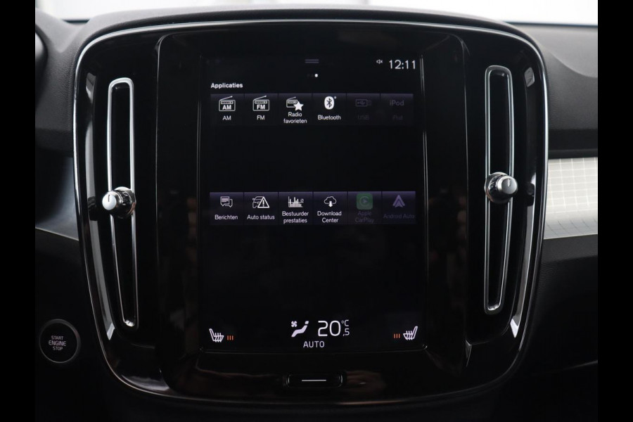 Volvo XC40 1.5 T3 Momentum Pro | Automaat | Trekhaak | Adaptive Cruise | Stoelverwarming | Carplay | Navigatie | Camera | Climate control | LED