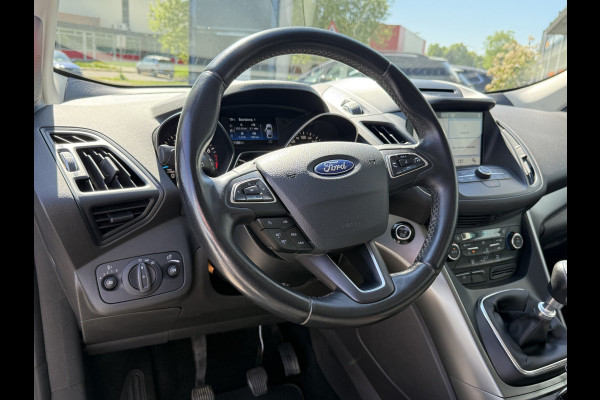 Ford Kuga BWJ 2017 | 1.5T 120PK Trend Ultimate | NWE APK | TREKHAAK | CLIMA | CRUISE | NAVI | LICHTMETAAL | PDC | CARPLAY