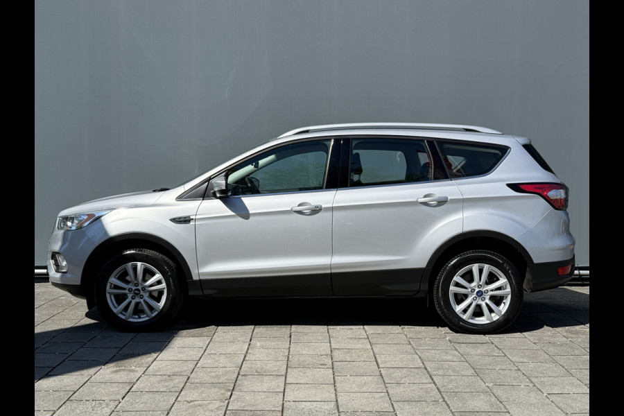 Ford Kuga BWJ 2017 | 1.5T 120PK Trend Ultimate | NWE APK | TREKHAAK | CLIMA | CRUISE | NAVI | LICHTMETAAL | PDC | CARPLAY