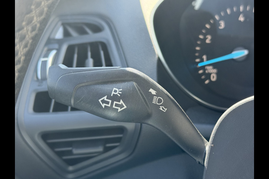 Ford Kuga BWJ 2017 | 1.5T 120PK Trend Ultimate | NWE APK | TREKHAAK | CLIMA | CRUISE | NAVI | LICHTMETAAL | PDC | CARPLAY
