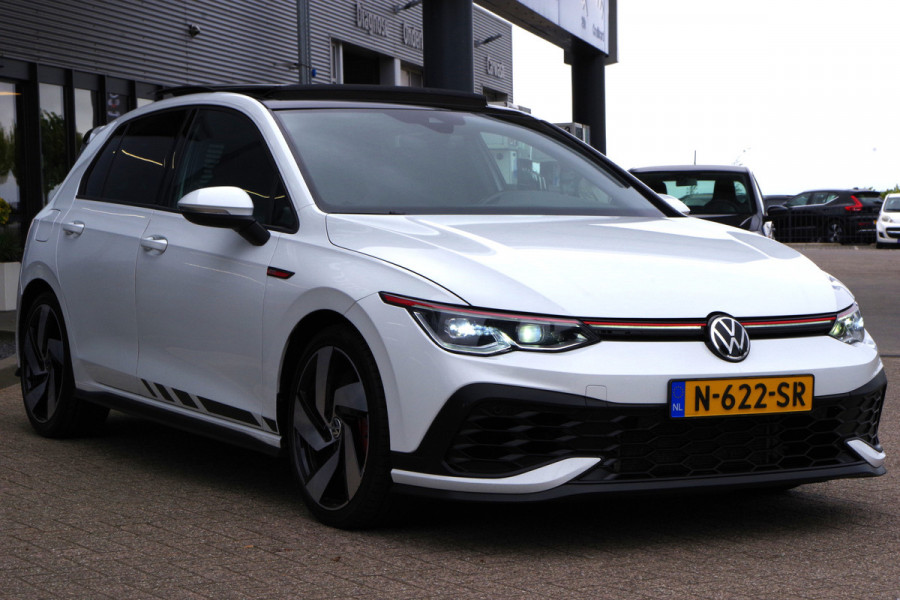 Volkswagen Golf 2.0 TSI GTI Clubsport 300 PK DSG-Automaat, Panoramadak, IQ-LED, Sfeerverlichting, Carplay, Camera