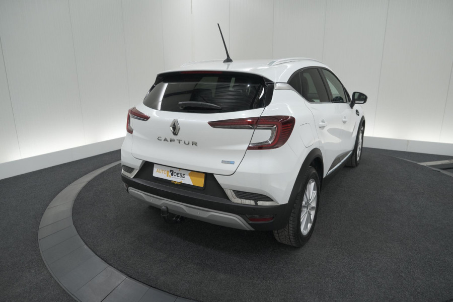 Renault Captur 1.6 E-Tech Plug-in Hybrid 160 Intens | Trekhaak | Camera | Navigatie | Parkeersensoren | Pack Winter