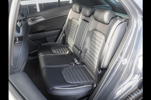 Kia Sportage 1.6 T-GDi Plug-in Hybrid AWD GT-PlusLine | Uit voorraad leverbaar | CarPlay | Stoelkoeling | Stoel-/stuurverwarming | Schuif-/kanteldak | PDC | LED | Navi | Camera | 19''