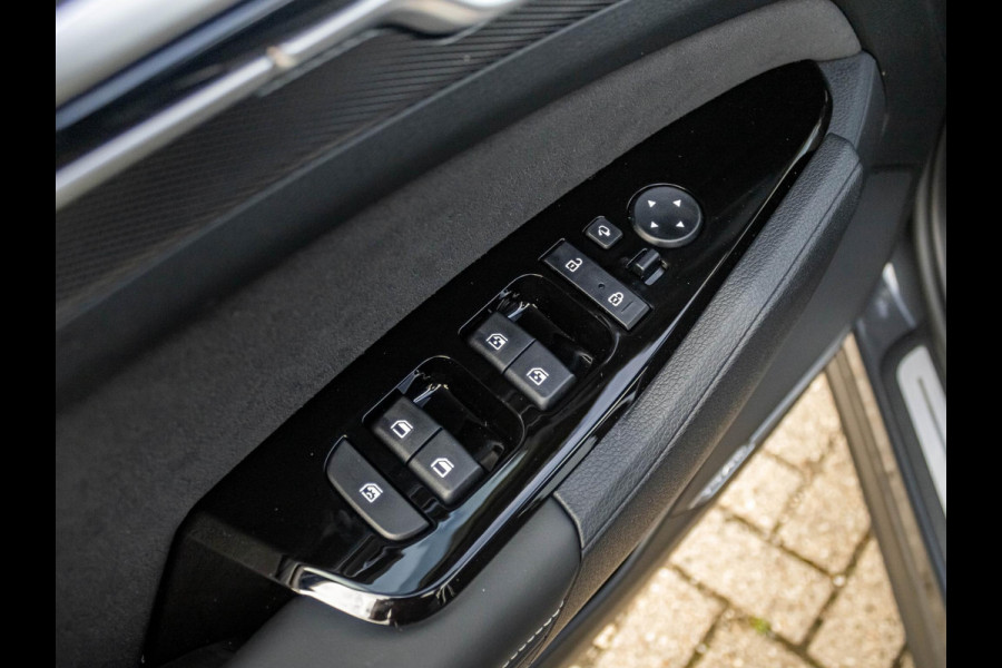 Kia Sportage 1.6 T-GDi Plug-in Hybrid AWD GT-PlusLine | Uit voorraad leverbaar | CarPlay | Stoelkoeling | Stoel-/stuurverwarming | Schuif-/kanteldak | PDC | LED | Navi | Camera | 19''