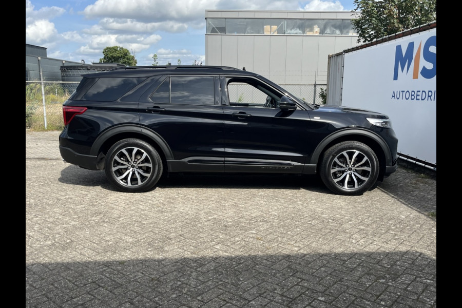 Ford Explorer 3.0 V6 EB PHEV ST-L.