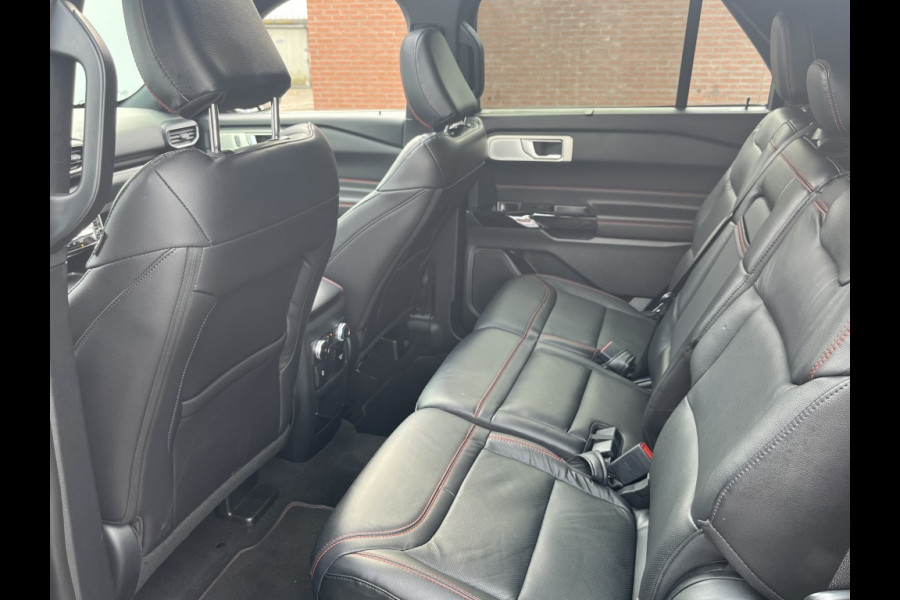 Ford Explorer 3.0 V6 EB PHEV ST-L.