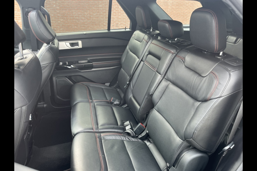 Ford Explorer 3.0 V6 EB PHEV ST-L.